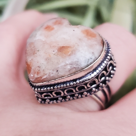 New Heart Shaped Sunstone 925 Silver Ring. - Picture 14 of 16